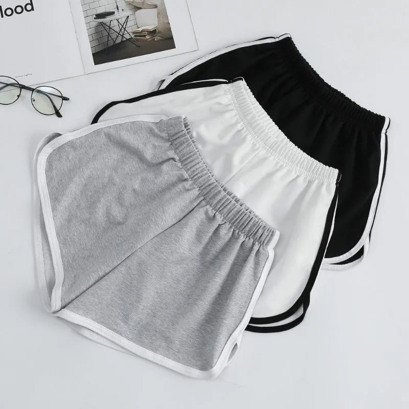 Striped Sports Shorts for Women, Simple Loose Shorts, Casual Slimming Short for Ladies, High Waisted, Monochrome, Summer Fashion