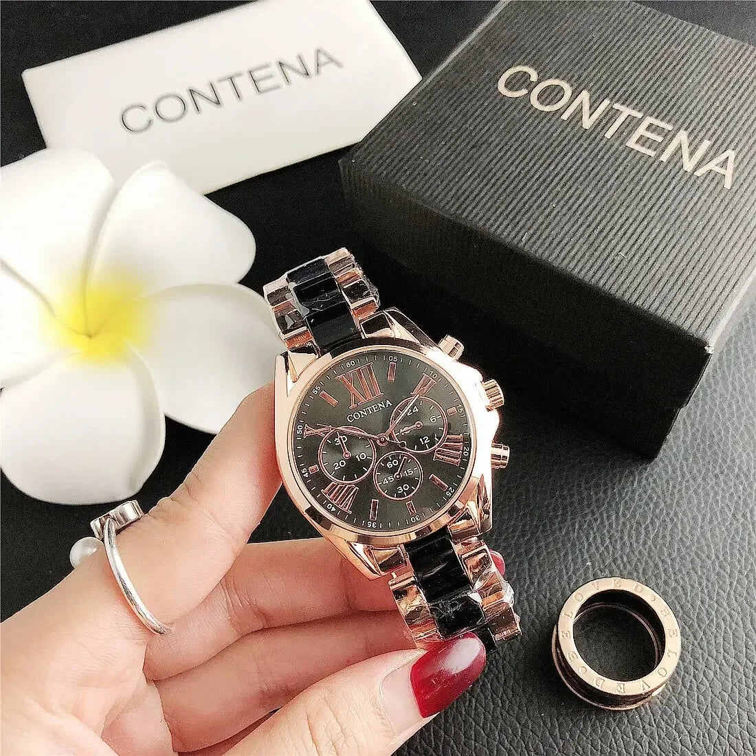 The New Watch Is Made of Ceramic Macaron Adhesive Alloy and Geneva Three Eyed Six Needle Decorative Women's Fashion Quartz