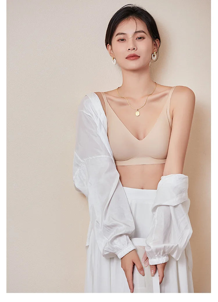 Women Silk Bra 89% Mulberry Silk 11% Spandex Lining 3/4 Cups Everyday wear Bra Wireless Wire Free Beige Black Intimates TA002