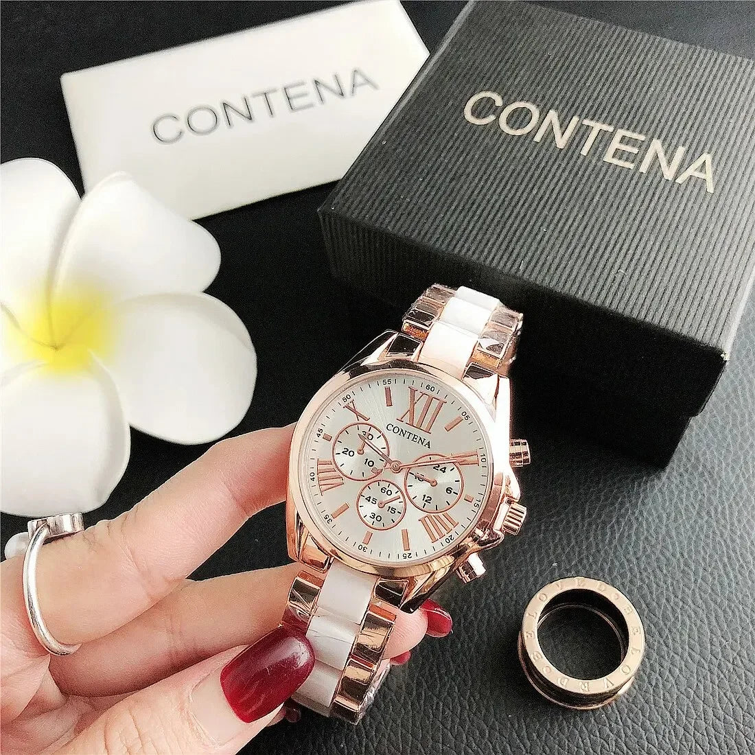 The New Watch Is Made of Ceramic Macaron Adhesive Alloy and Geneva Three Eyed Six Needle Decorative Women's Fashion Quartz