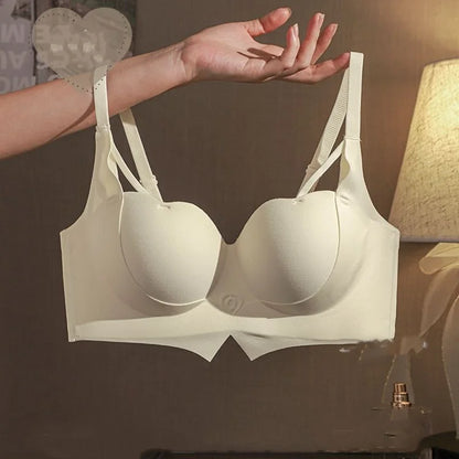 Women's Bra Lifting Non-marking Gathering Show Large Half Cups to Collect Side Breasts to Prevent Sagging Non-steel Ring Bra
